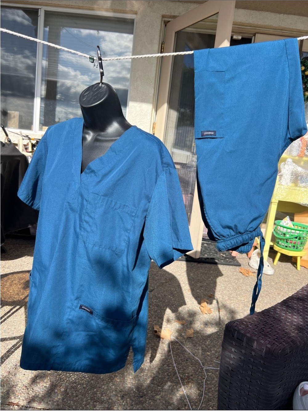 Unbranded Caribbean color Scrub Top and Pants Set